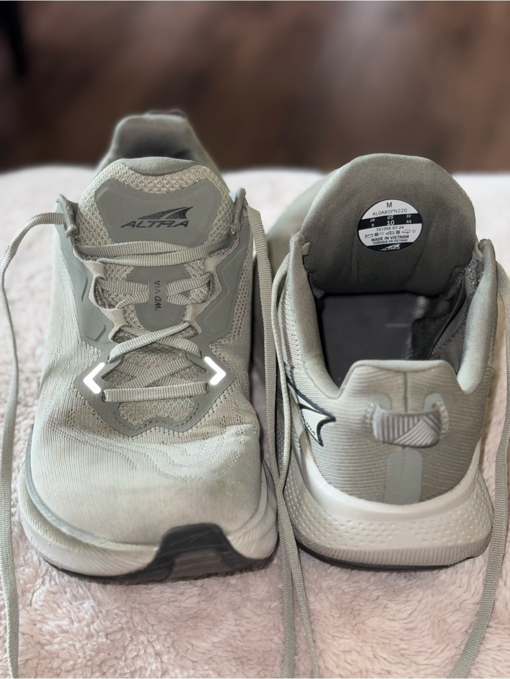Altra FWD Via - Men's Size 10 - Running Shoes in Gray